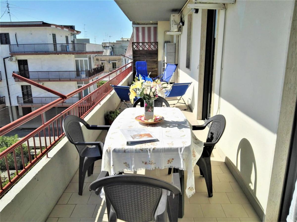 La Bomboniera Apartment Bari Exterior photo