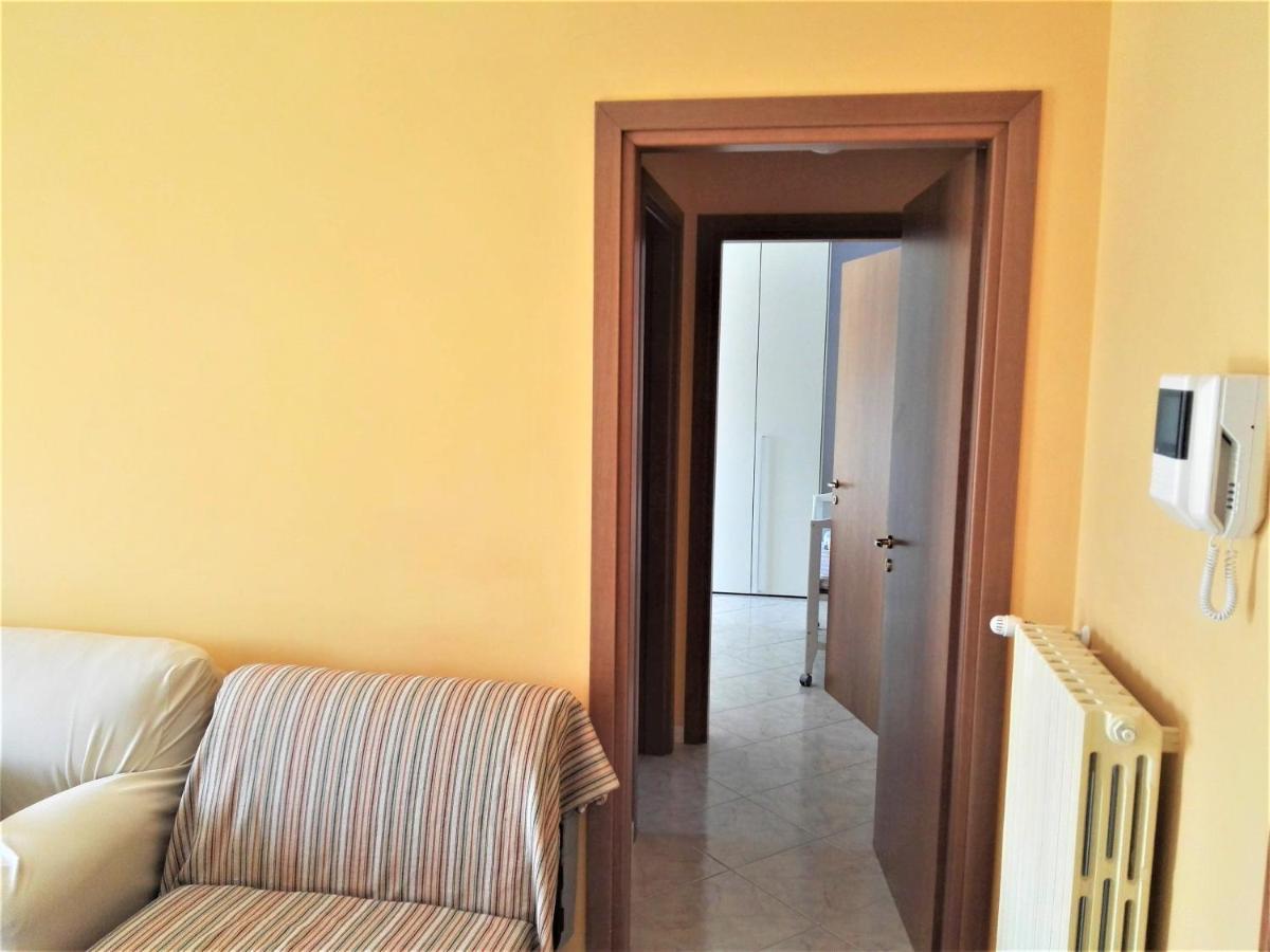 La Bomboniera Apartment Bari Exterior photo