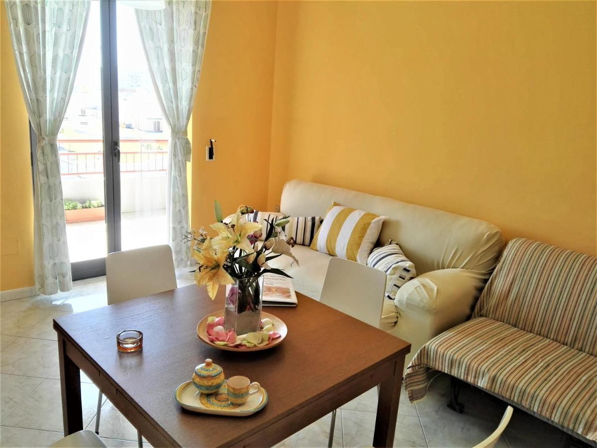 La Bomboniera Apartment Bari Exterior photo