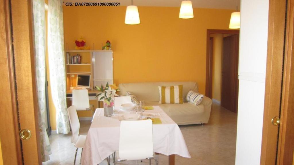 La Bomboniera Apartment Bari Exterior photo